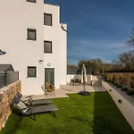 Lägenhet Premium Mellea Vantacici