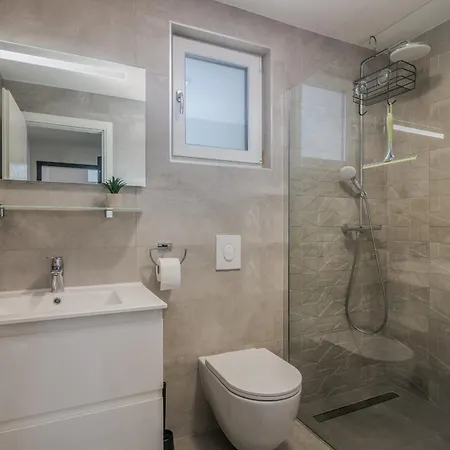 Apartment Premium Mellea Vantacici