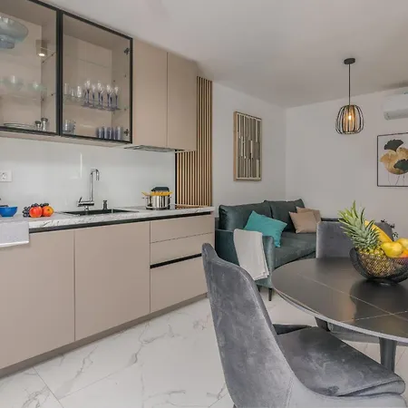 Premium Mellea Vantacici