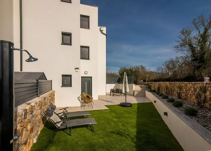 Apartment Premium Mellea Vantacici